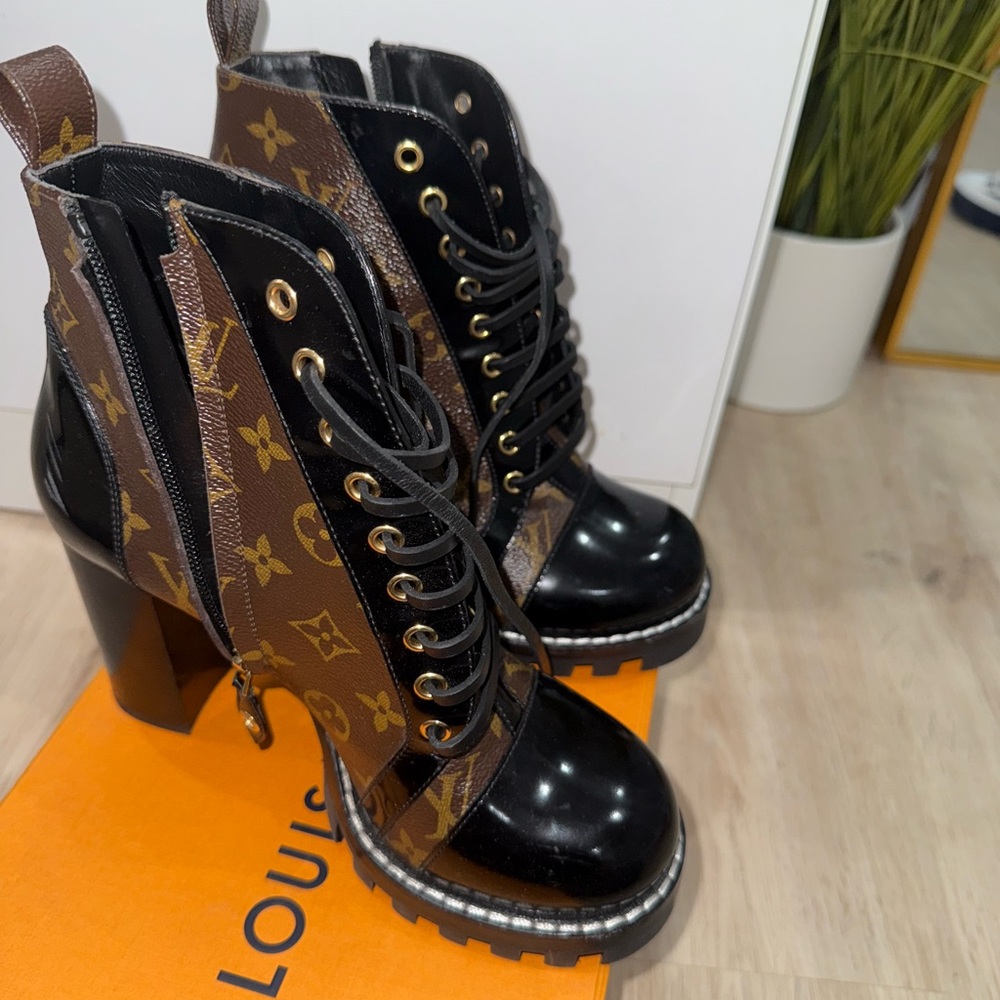 Louis Vuitton Bootie
